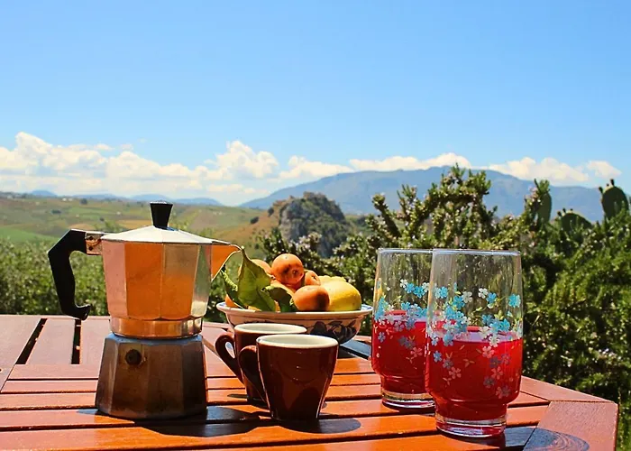 Finestra Sul Castello