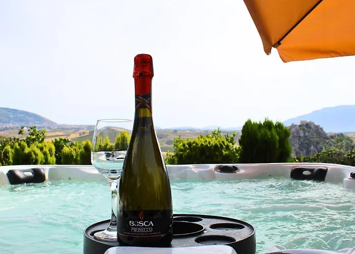 Finestra Sul Castello Villa